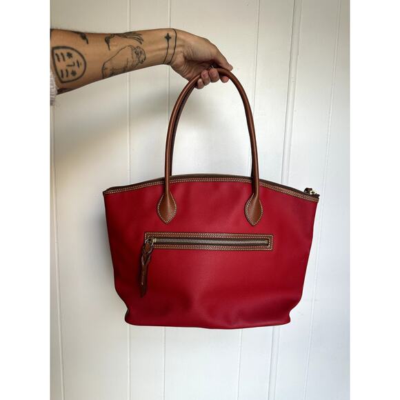 Dooney and Bourke Double Pocket Leather Tote Bag - Picture 3 of 7